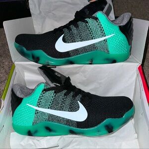 Kobe Bryant Northern Lights (brand new W/ original box) 📦 size 12.